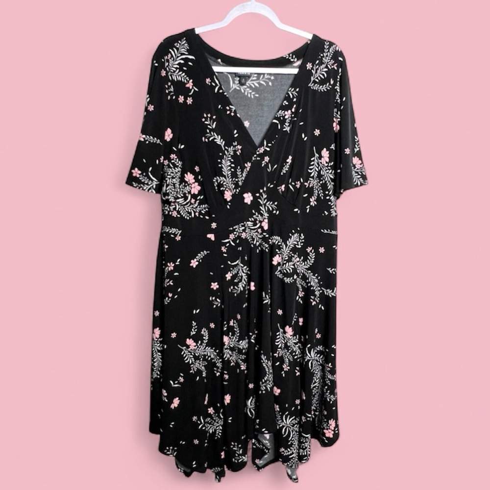 Pre-owned Torrid Floral Dress 1
